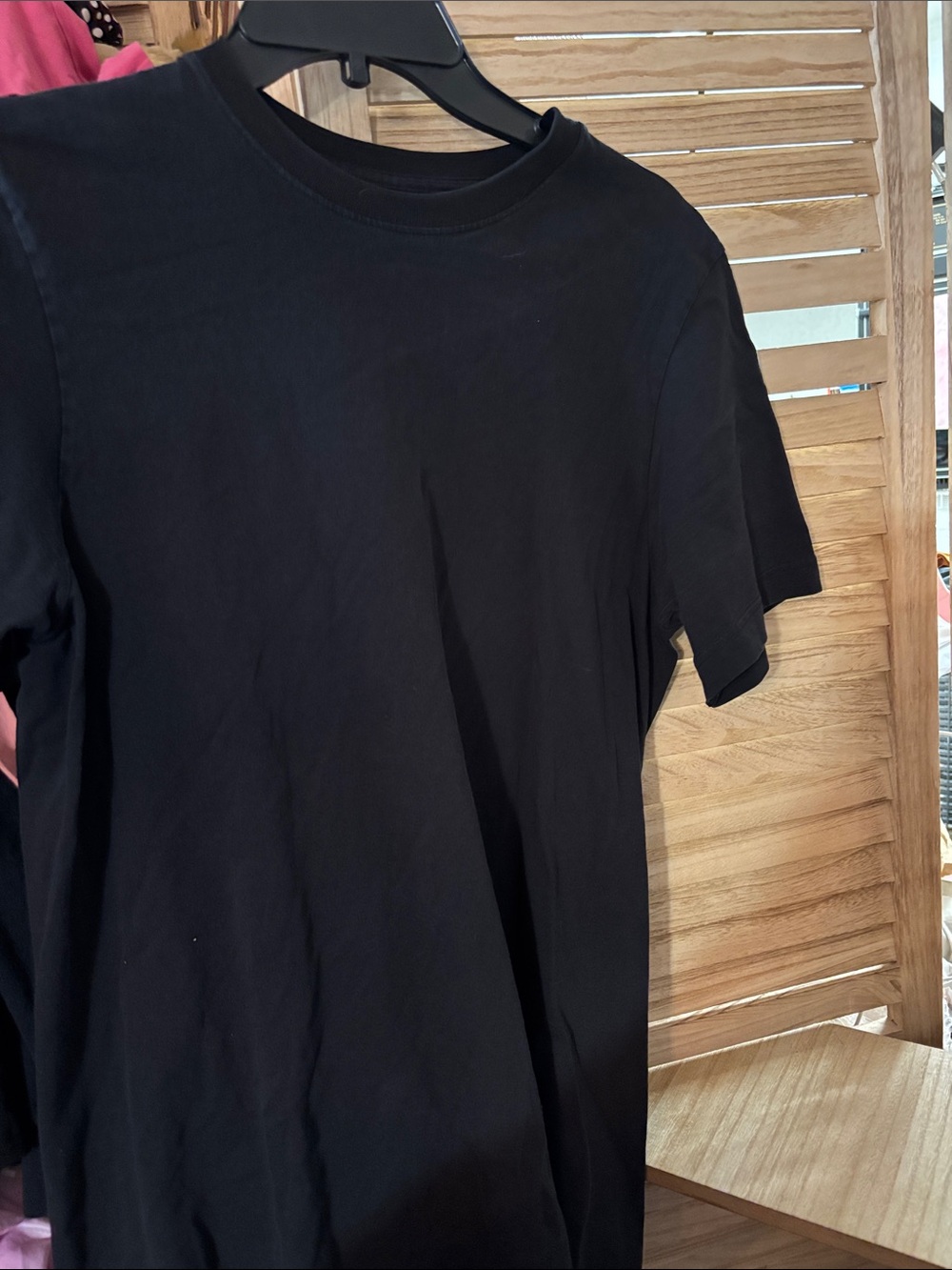 Men's Black Crew Neck T-Shirt Medium